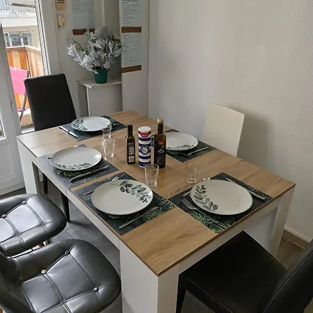 Beautiful Flat 6 People Center Town Apartament *